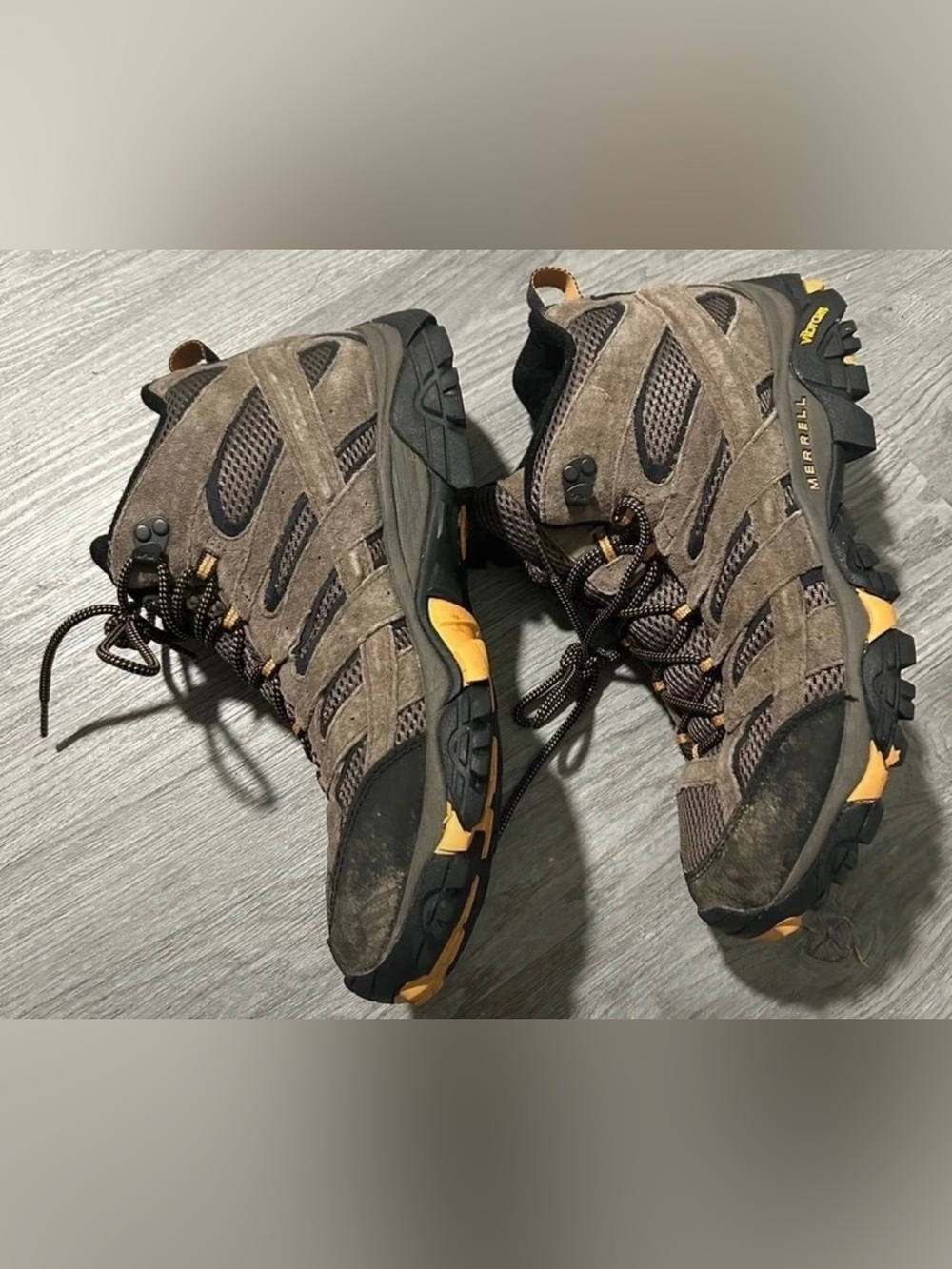 Merrell Vibram Moab 13 Men’s Hiking Shoes